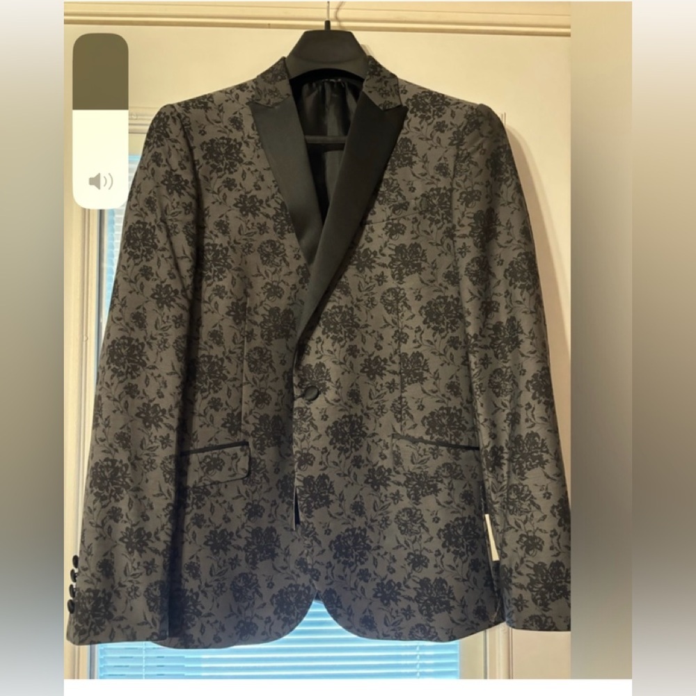 J. Ferrar Suit Jacket NWT